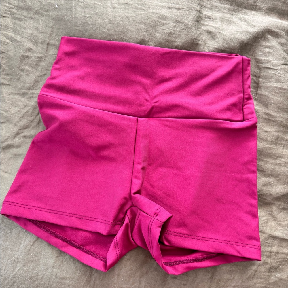 Brand New- Skatie Pink - S - Vacay - Cece shorts NWT